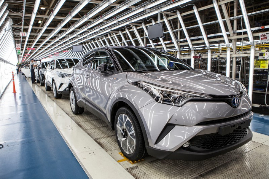 Toyota c hr  inicio produccion 1 33367