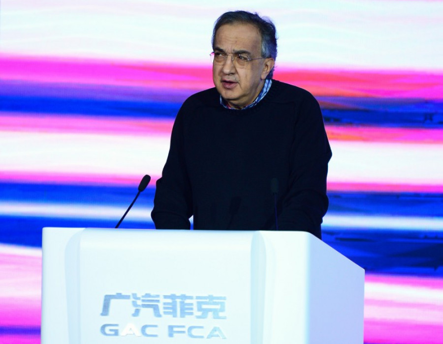 Sergio marchionne chief executive officer of fiat chrysler automobiles n.v. 29118