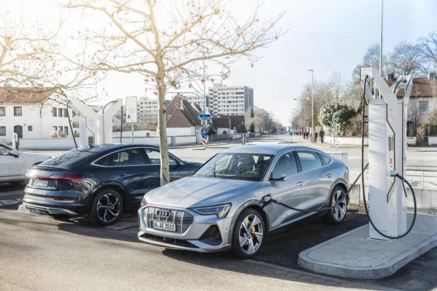 Audi invierte 100 millones de euros en infraestructura de recarga 56680