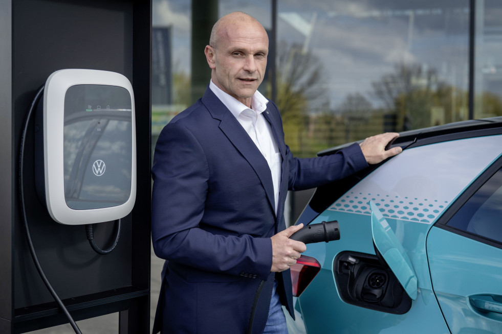 Wallbox for everyone volkswagen rolls out id charger