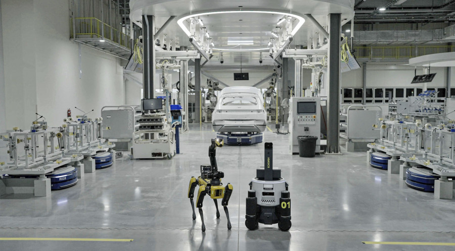HyundairobotsHMGICS5