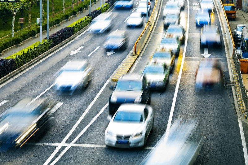 Circulacion carretera euroap123rf 25258 44671