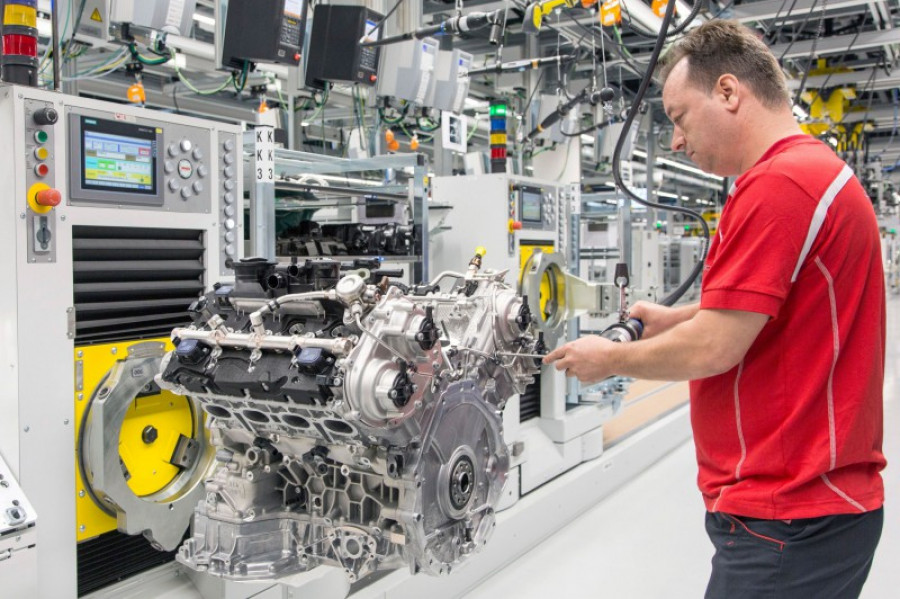 High engine plant for eight cylinder engines zuffenhausen porsche ag 31311
