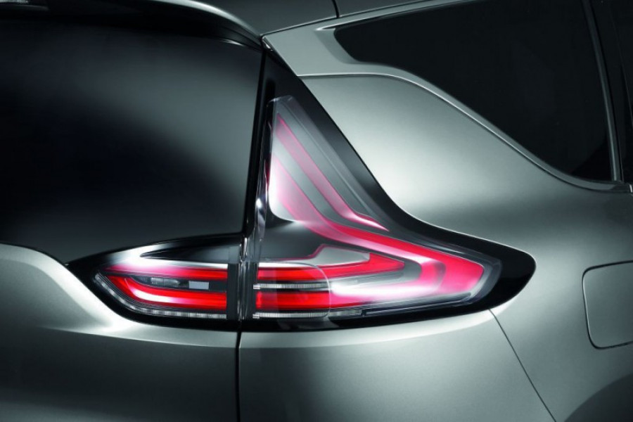 2015 cw 22 espace rear lamp 25229