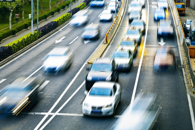 Circulacion carretera euroap123rf 25258