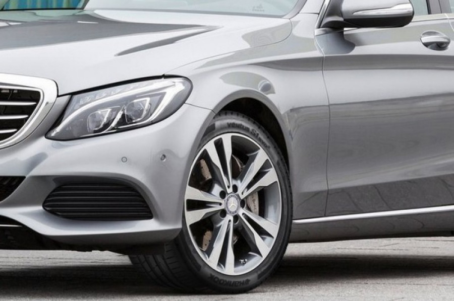 Mercedes hankook 21704 25115