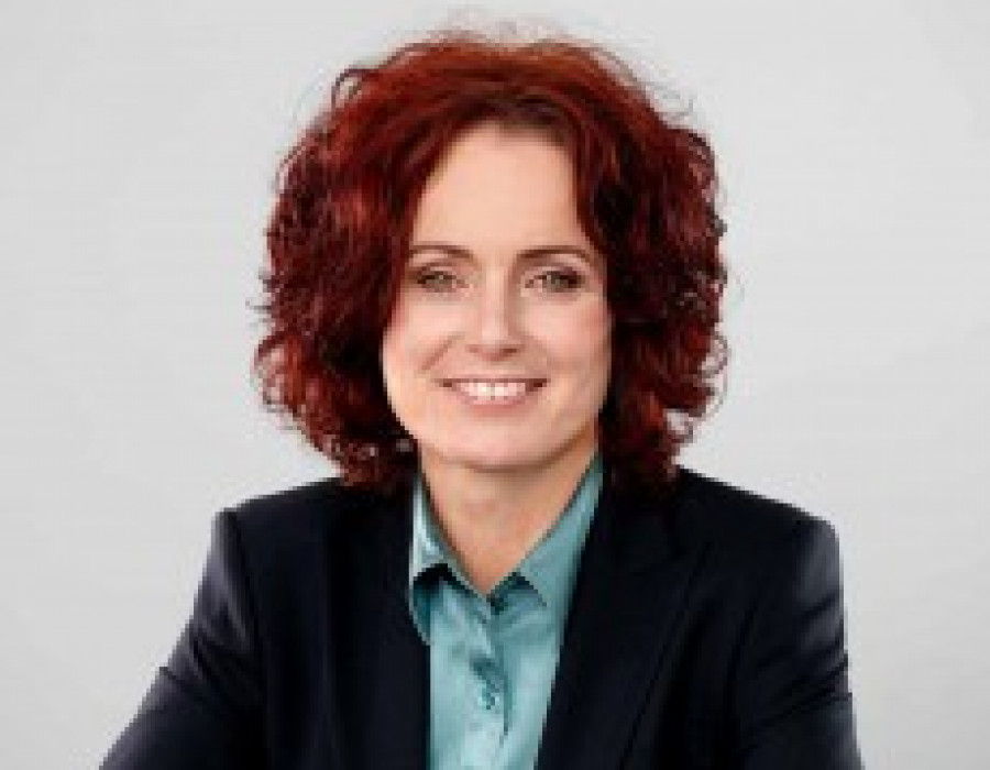 Emese weissenbacher mannhummel 20237 23724