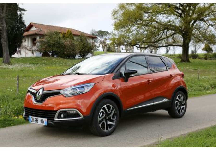 Captur b1 7764