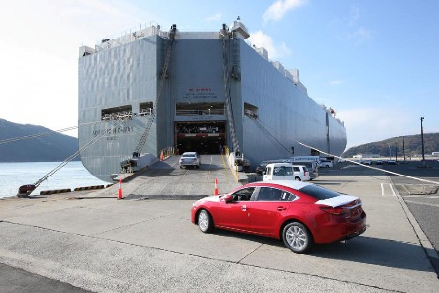 Mazda6embarcanenelpuertodehofu imagen01 b 7466