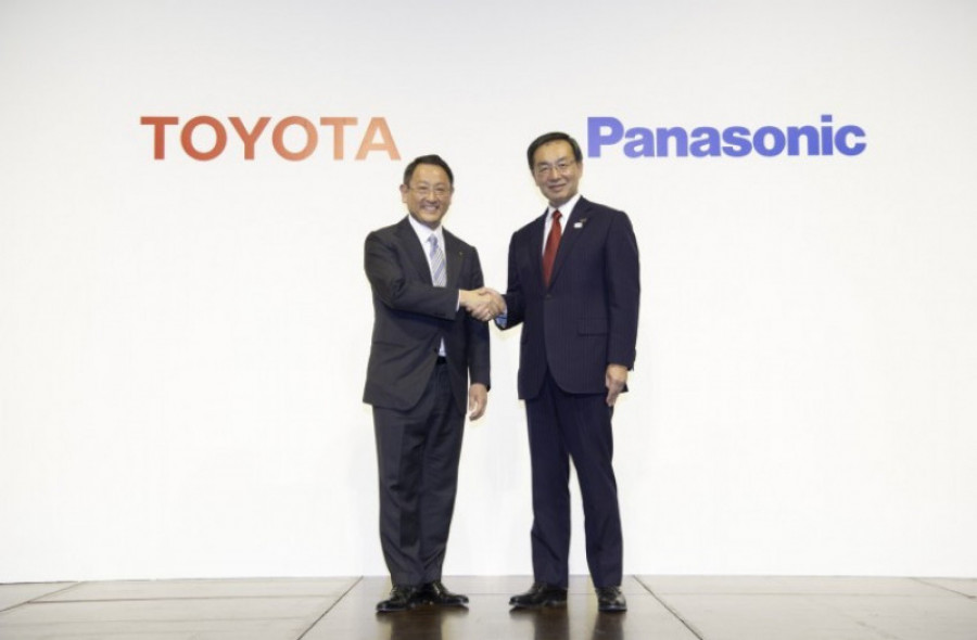 Toyotaypanasonic 56988