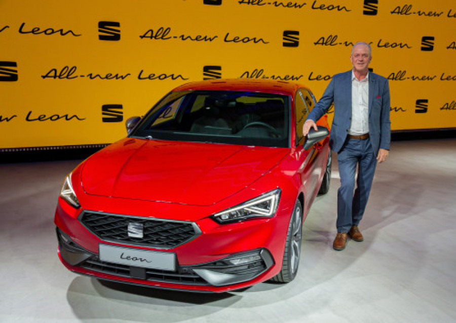 Seat launches the all new seat leon 09 hq 56883