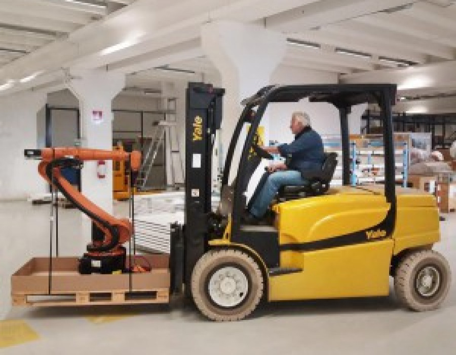Kuka yale 54324