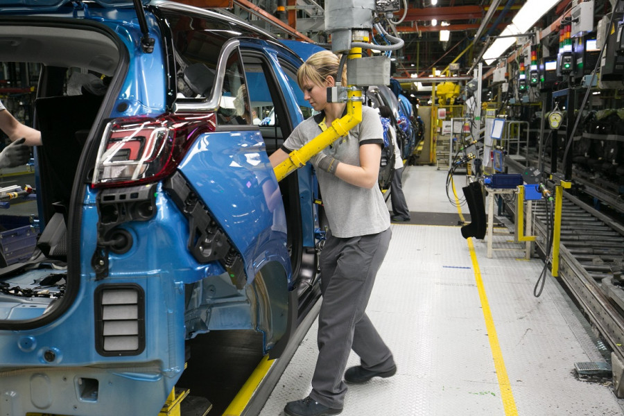 Planta de Opel Zaragoza Cadena de Montaje 2