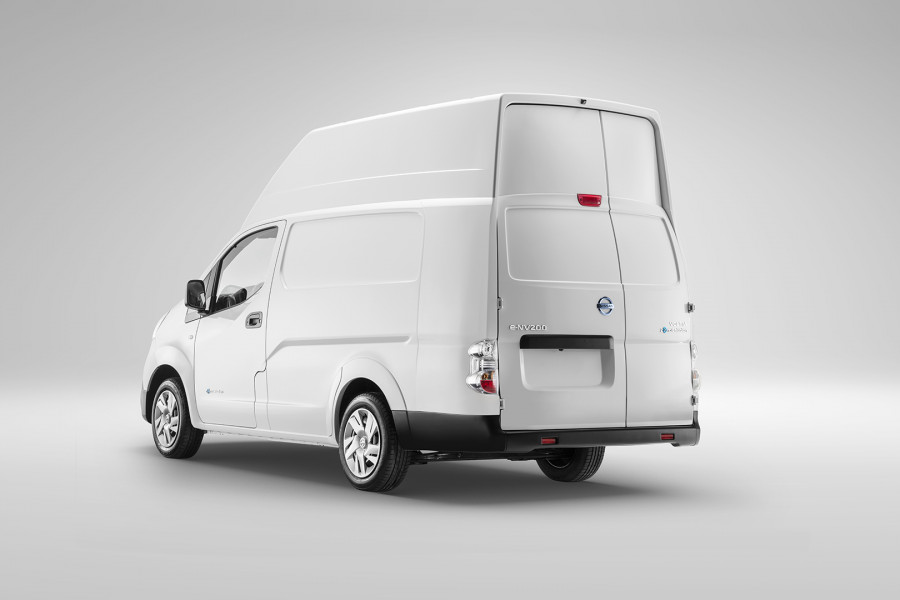 Nissan e NV200 XL Voltia Back View 45 Closed