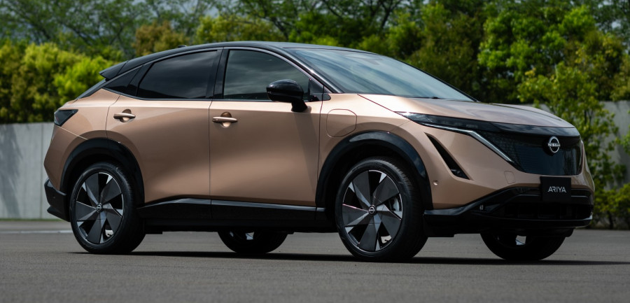 Nissan Ariya Zoom background Front quarter 2 source