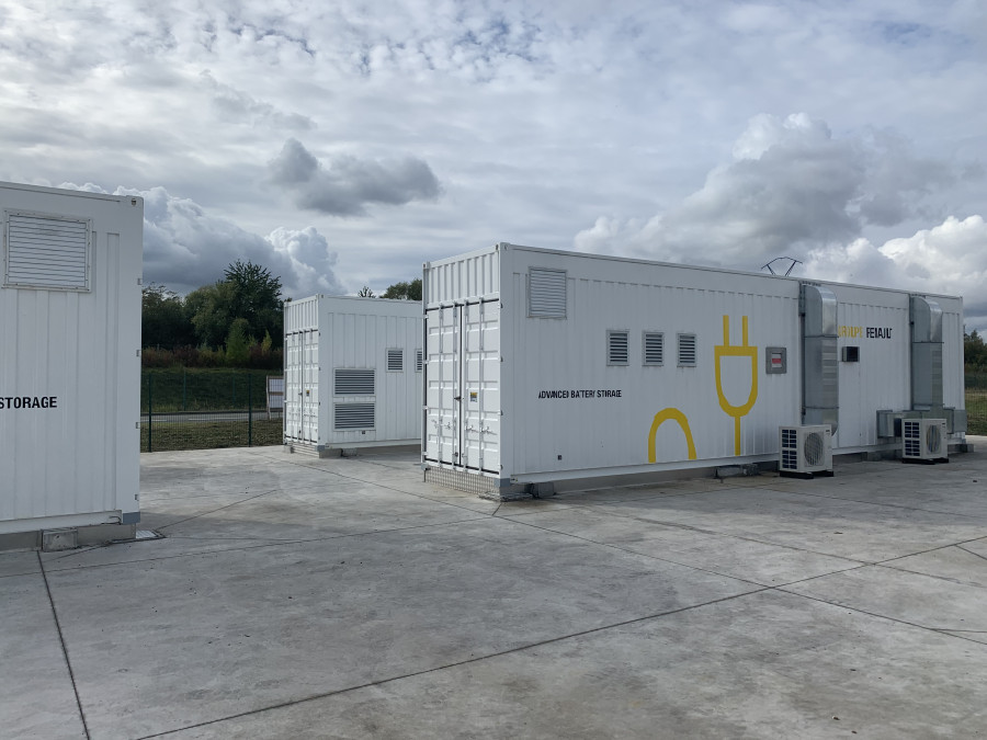 RENAULT EWAYS 12020  Advanced Battery Storage ABS  Douai (1)