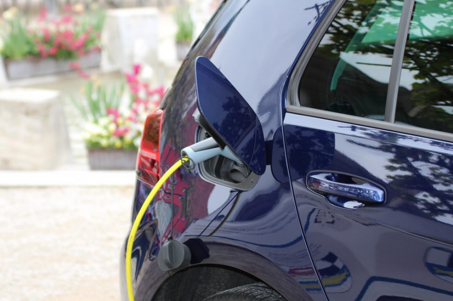 AVIA electric car 4293130 1920 980x653