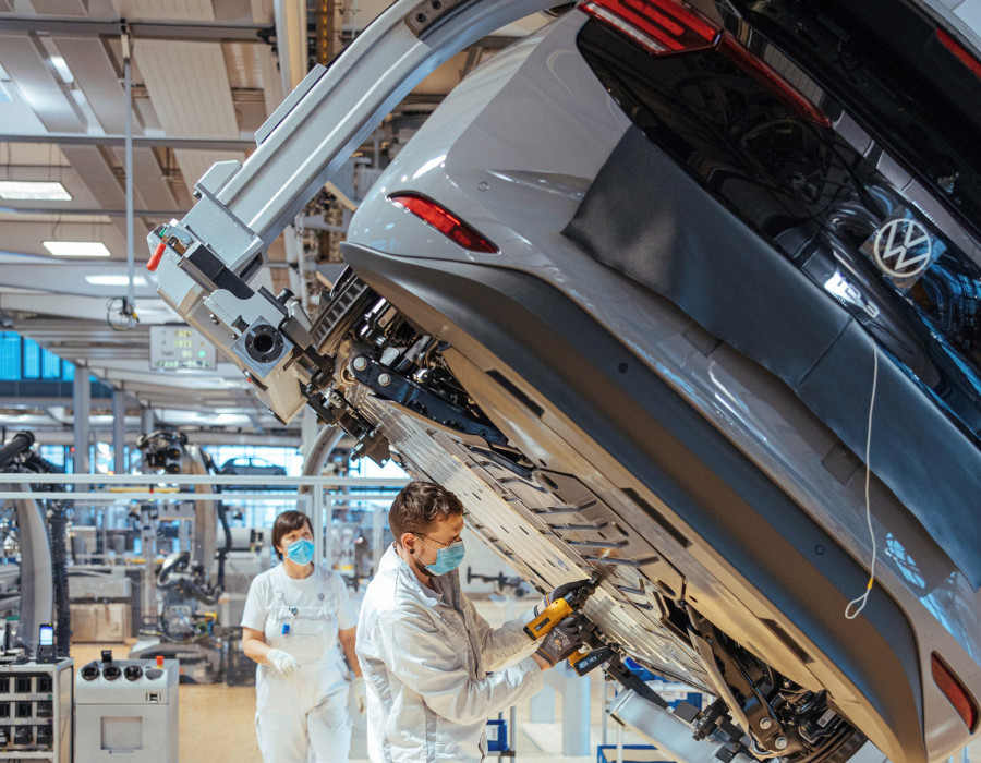 VOLKSWAGEN DRESDE (2)