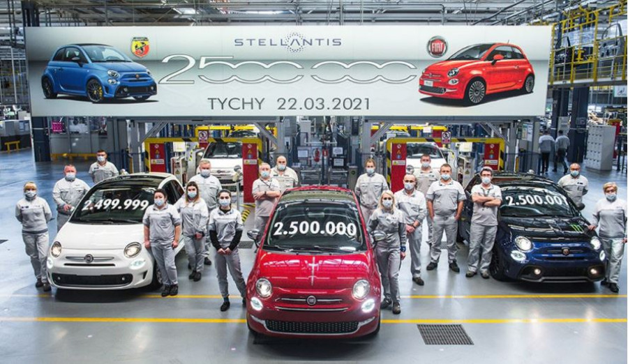 2.500.000 Fiat 500