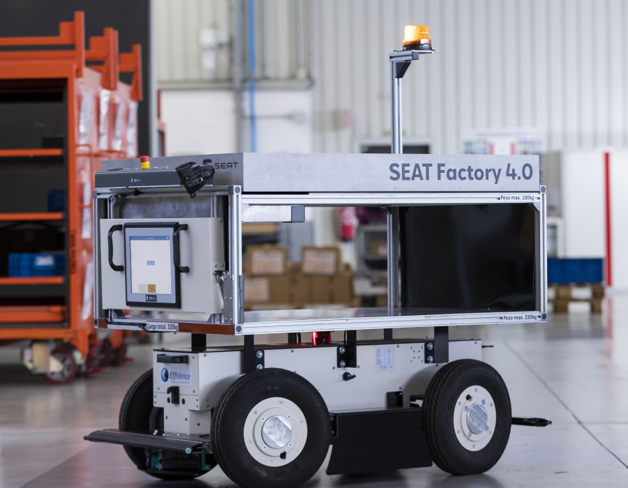SEAT SA introduces autonomous mobile robots at the Martorell plant 01 HQ