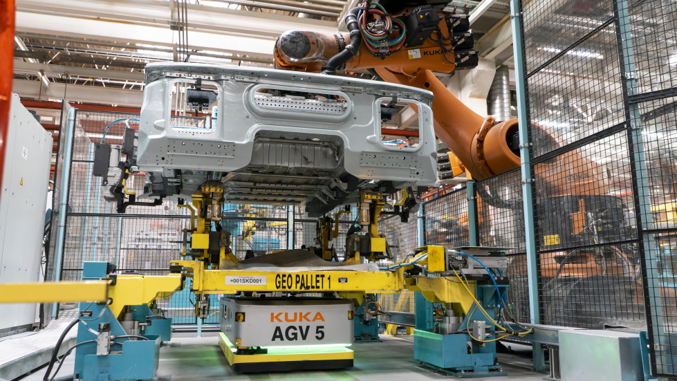 2 KUKA Web Image AGV solution truck cabin assembly