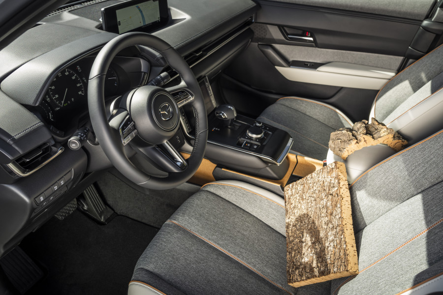 Mazda mx 30 amorim cork 20