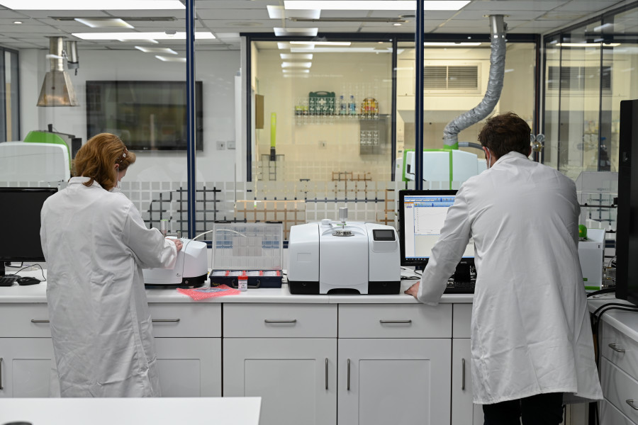 NZ7 1646 PolymerSamples IRSolution
