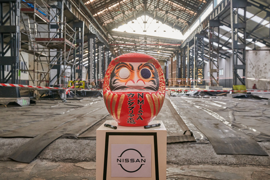 NISSAN CANTABRIA DARUMA