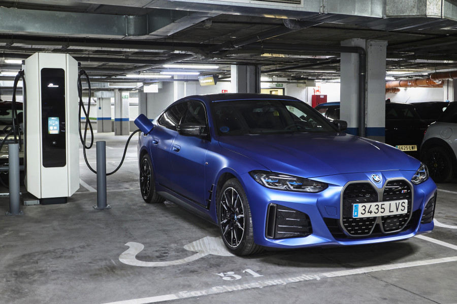 BMW Acto electrificación 2