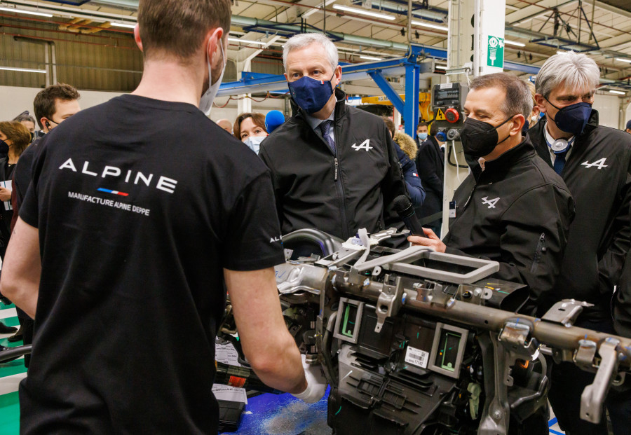 Alpine announces Dieppe based production for its new GT XOver 5