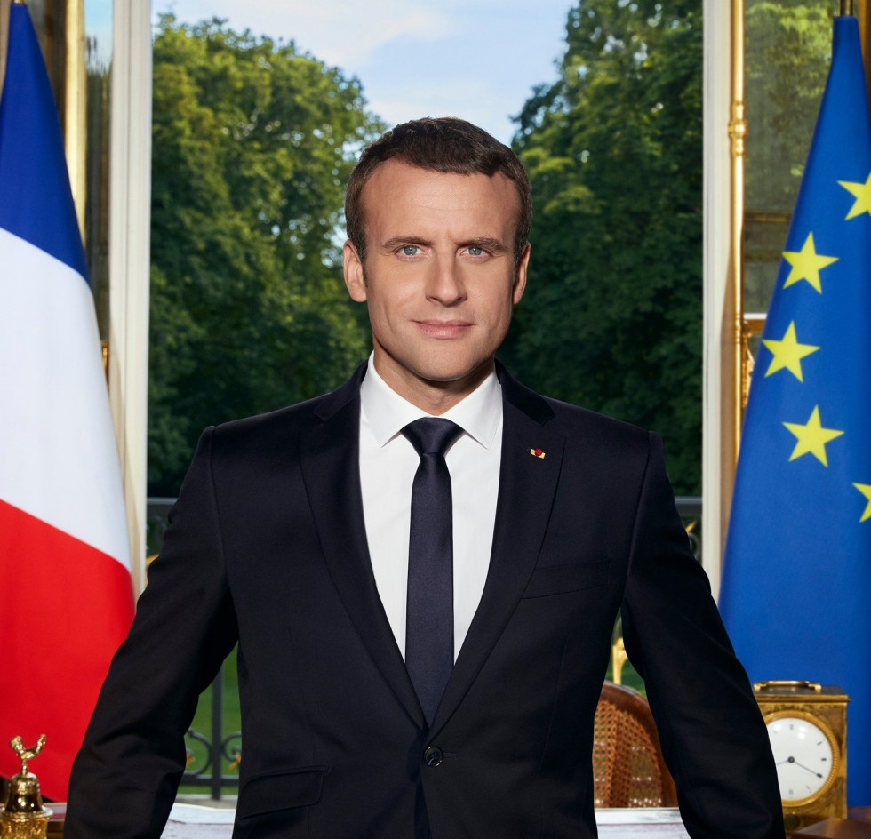 MACRON ok