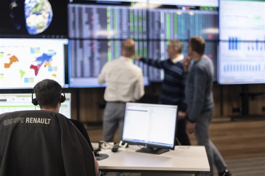Avec Re Industry Renault Group lance un plan ambitieux de transformation de son systeme industriel 2