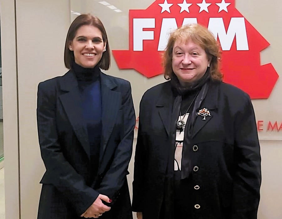 Judith Piquet y Esther Alía
