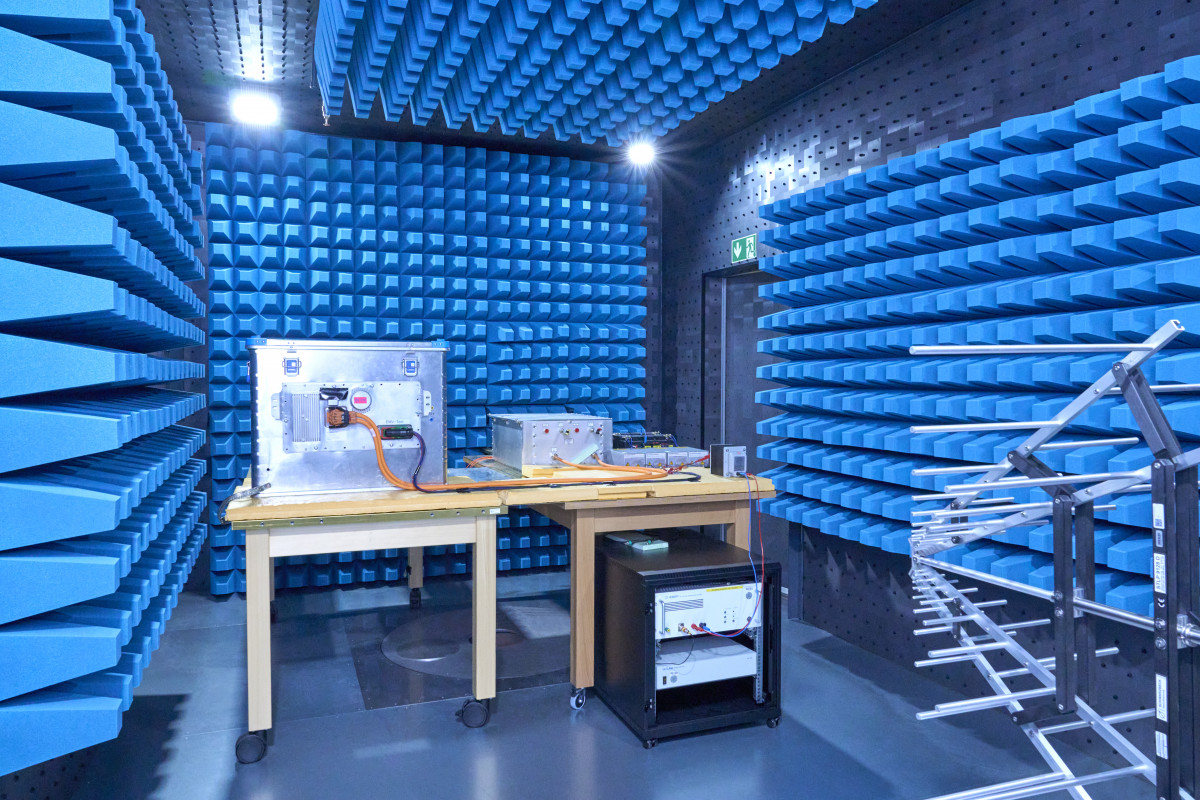 13 EE chamber