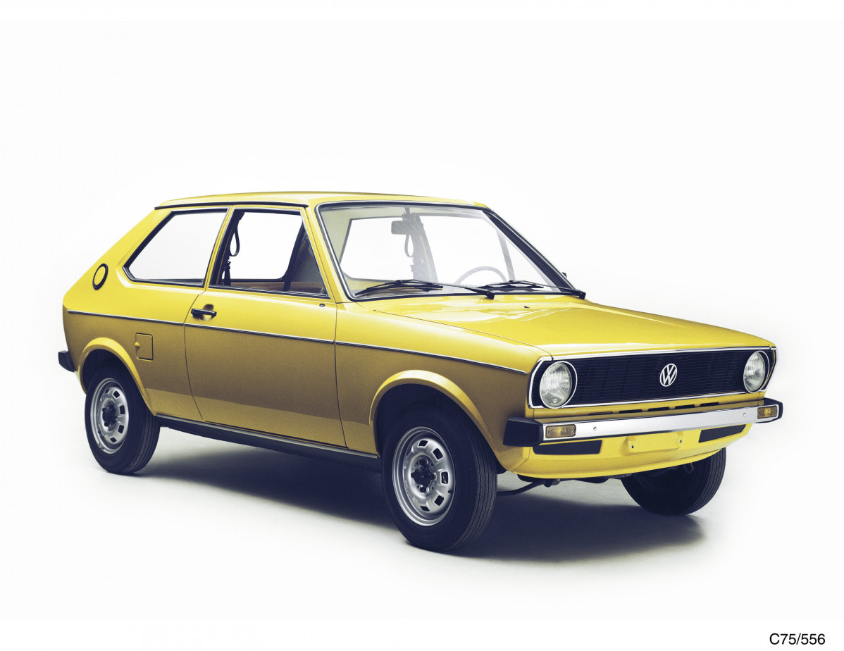 Product polo 1975