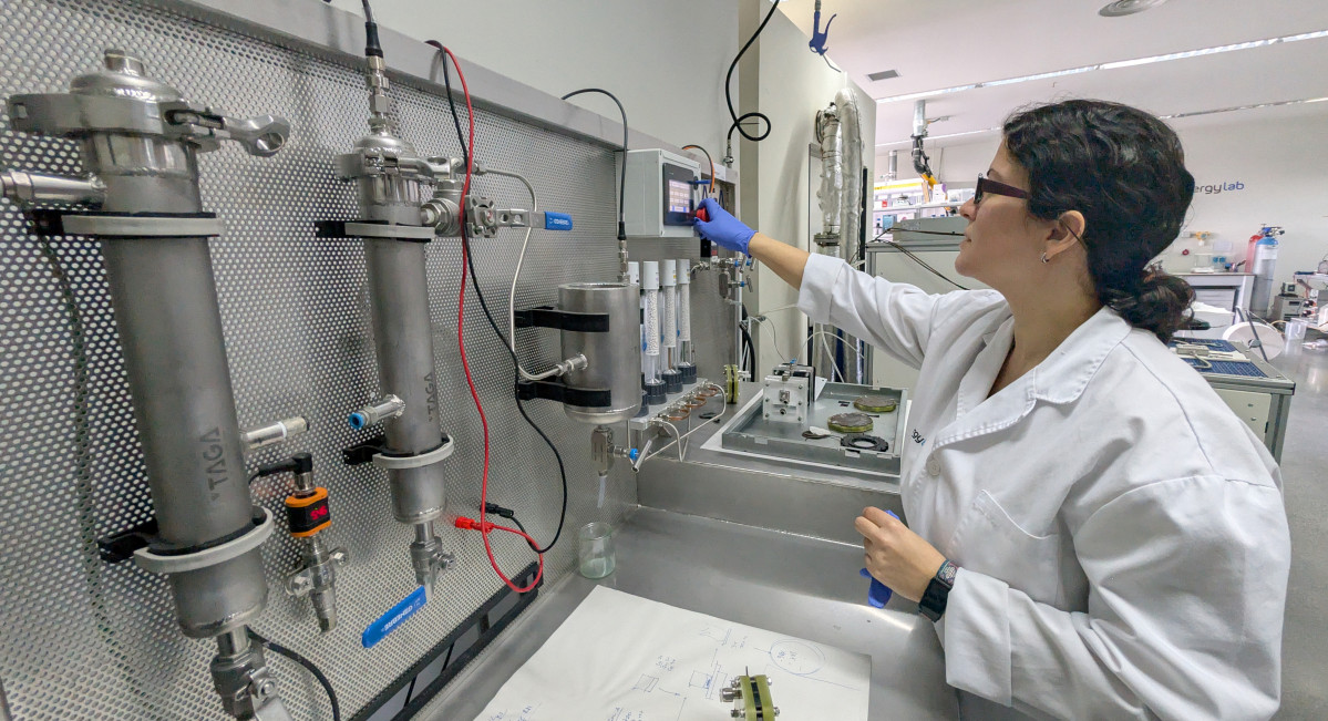 Banco de testeo para electrolizadores tipo alcalino