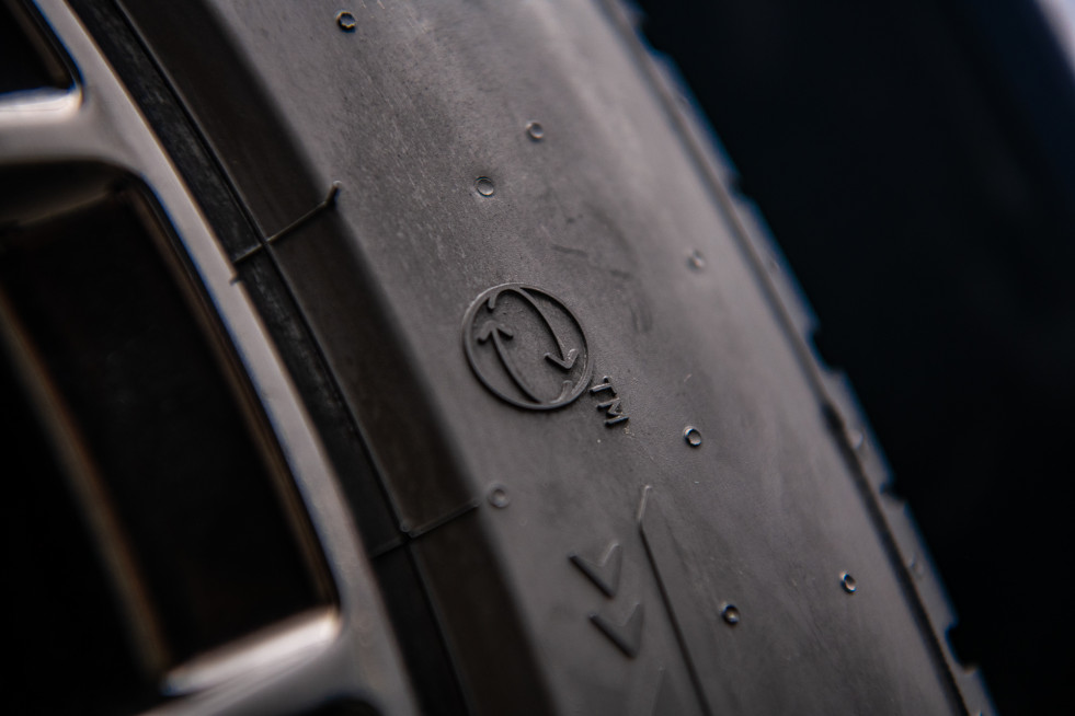 Logotipo materiales sostenibles