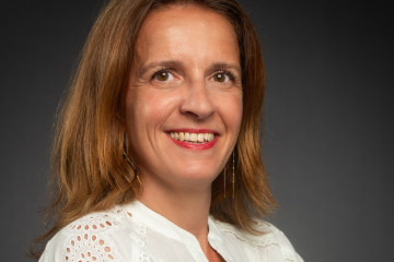 CAROLINE MECHAI HORSE